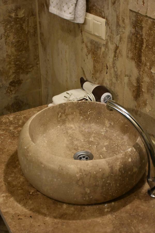 Glamada Cave Bed & Breakfast อูร์กุบ ภายนอก รูปภาพ