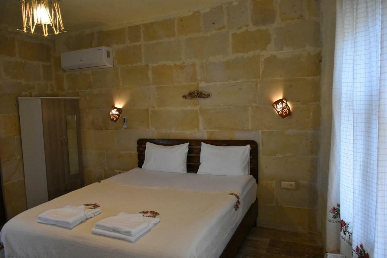 Glamada Cave Bed & Breakfast อูร์กุบ ภายนอก รูปภาพ